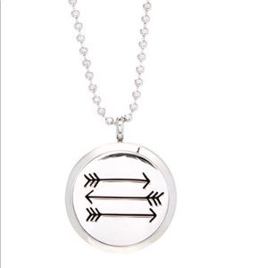 Braided Birch 3 Arrow Perfume/Oil Diffuser Locket